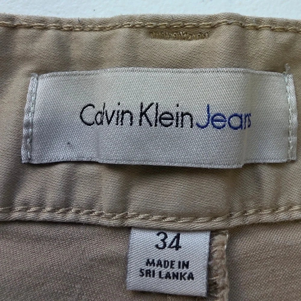 Calvin Klein Jeans Mens Khaki Chino Shorts Size 34 Tan Stretch Cuffed Flat Front